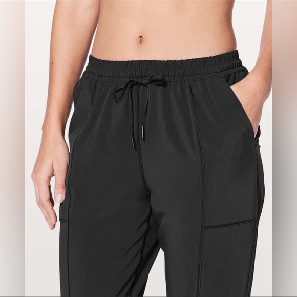 Lululemon Final Play Crop *23" - Picture 3 of 9